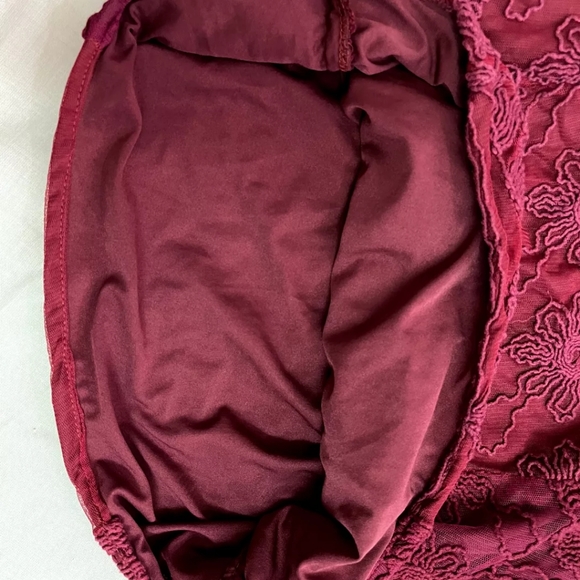 Crop top - Picture 6 of 7